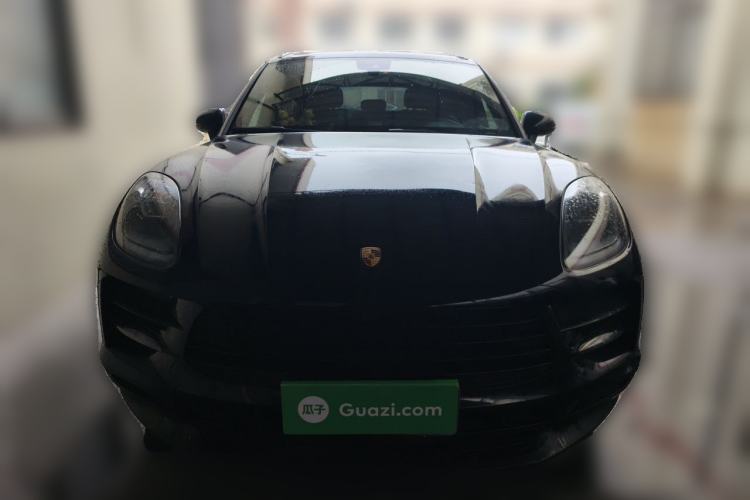 Used Porsche Macan 2020 Macan 2.0T Front