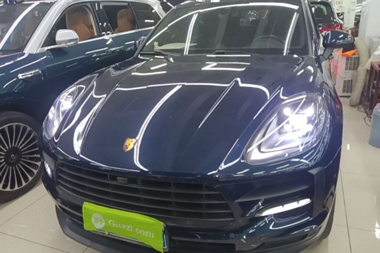 Used Porsche Macan 2020 Macan 2.0T Front