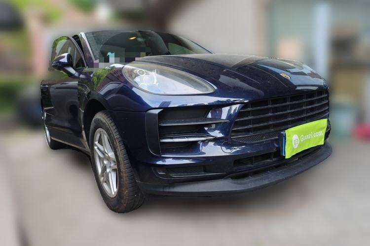 Used Porsche Macan 2020 Macan 2.0T Front Right 45 Deg