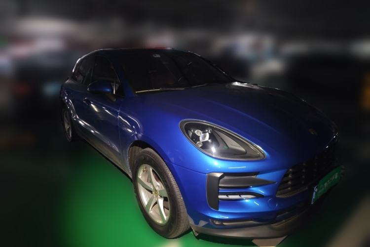 Used Porsche Macan 2020 Macan 2.0T Front Right 45 Deg