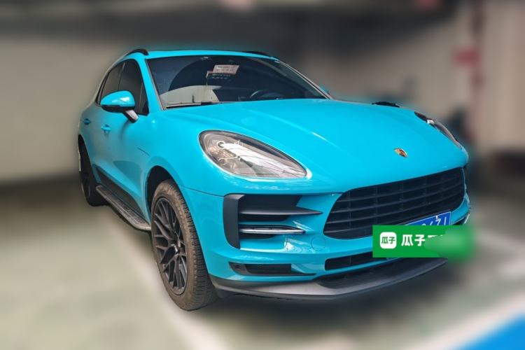 Used Porsche Macan 2020 Macan 2.0T Front Right 45 Deg