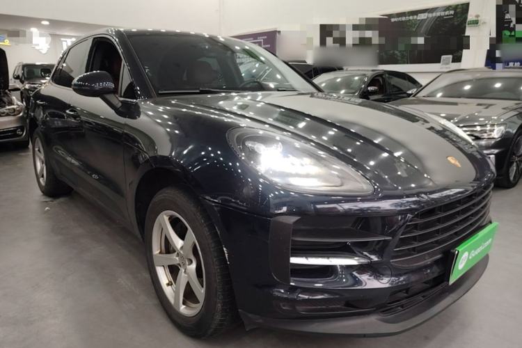 Used Porsche Macan 2020 Macan 2.0T Front Right 45 Deg