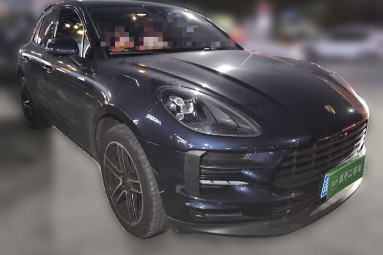 Used Porsche Macan 2020 Macan 2.0T Front Right 45 Deg