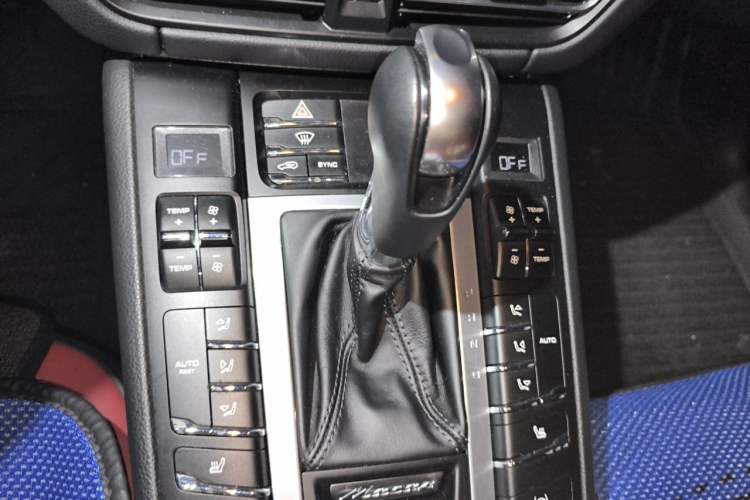 Used Porsche Macan 2020 Macan 2.0T Gear Lever
