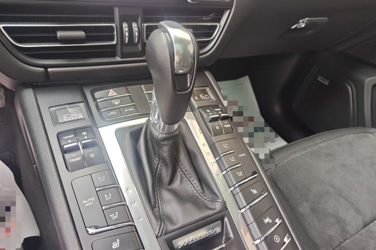 Used Porsche Macan 2020 Macan 2.0T Gear Lever