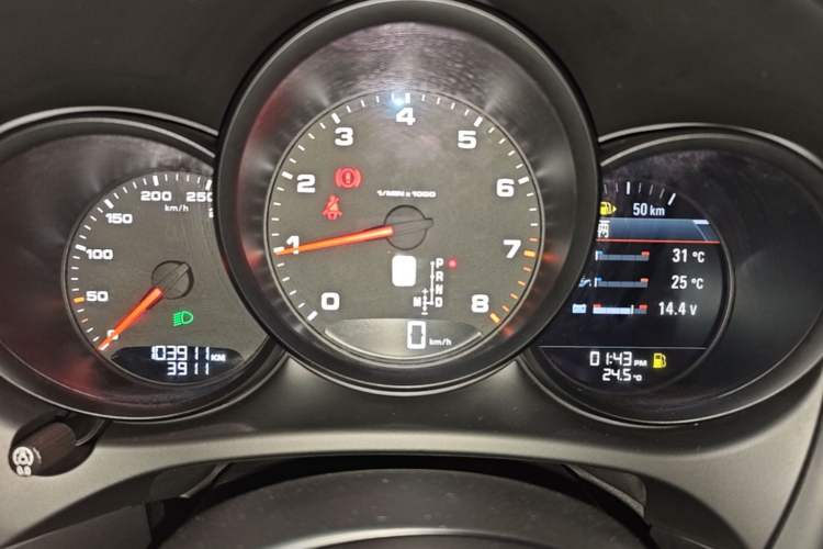 Used Porsche Macan 2020 Macan 2.0T Instrument Cluster
