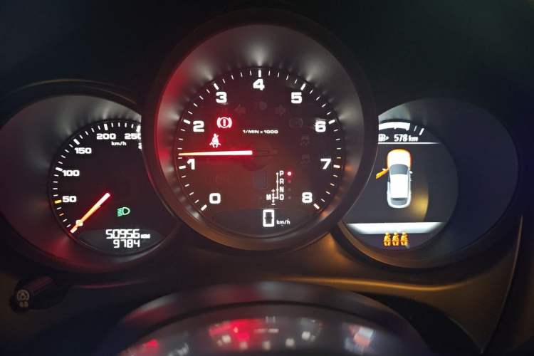 Used Porsche Macan 2020 Macan 2.0T Instrument Cluster