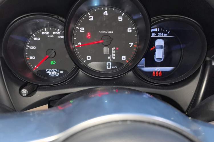 Used Porsche Macan 2020 Macan 2.0T Instrument Cluster