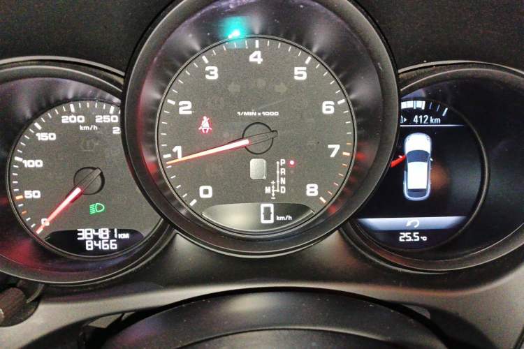 Used Porsche Macan 2020 Macan 2.0T Instrument Cluster