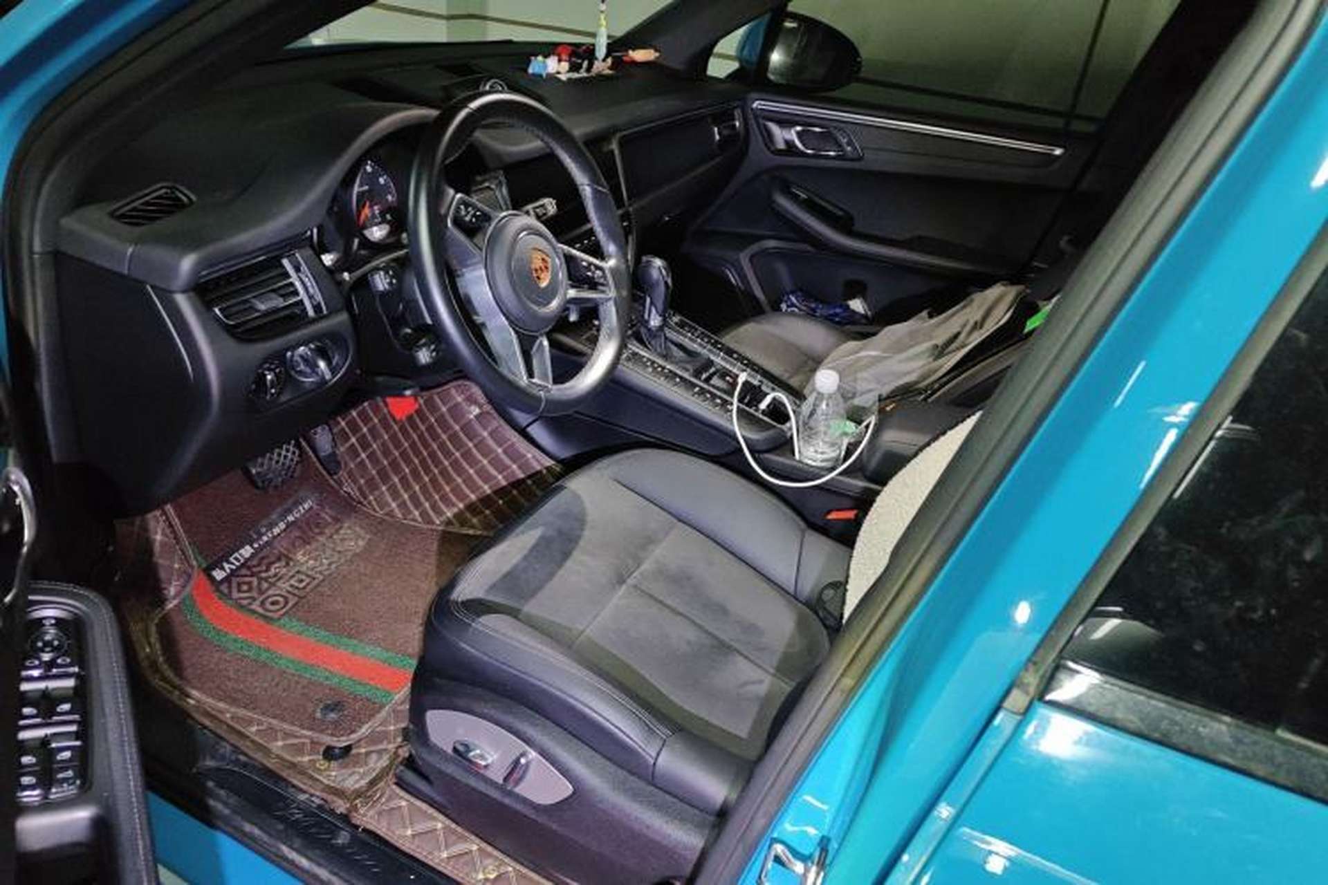 Used Porsche Macan 2020 Macan 2.0T Left Front Seat