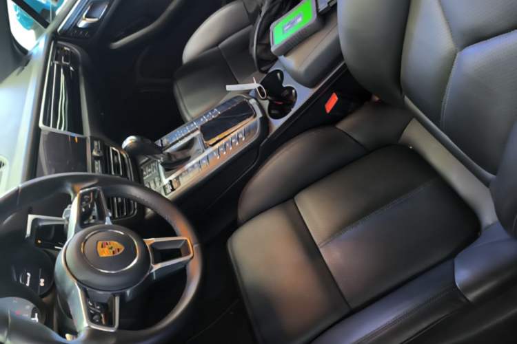 Used Porsche Macan 2020 Macan S 3.0T Left Front Seat