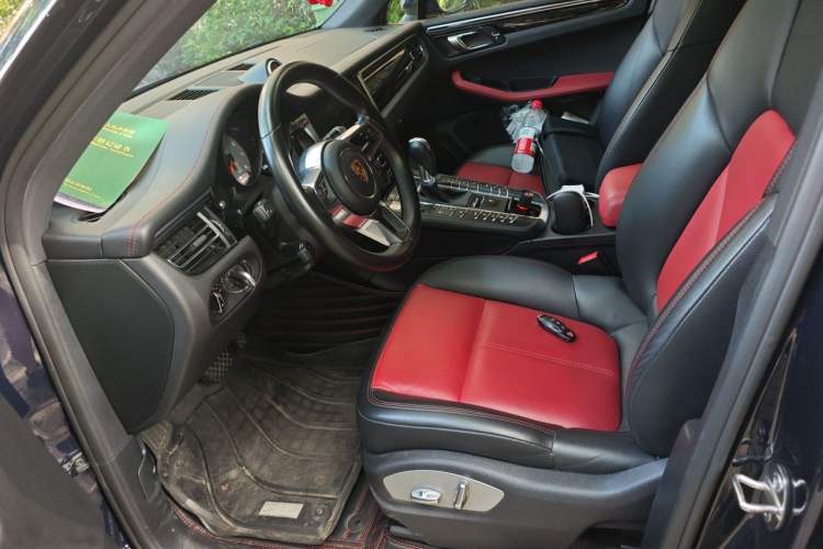 Used Porsche Macan 2020 Macan S 3.0T Left Front Seat
