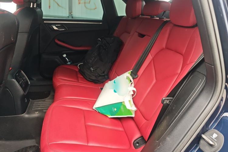 Used Porsche Macan 2020 Macan 2.0T Left Rear Seat