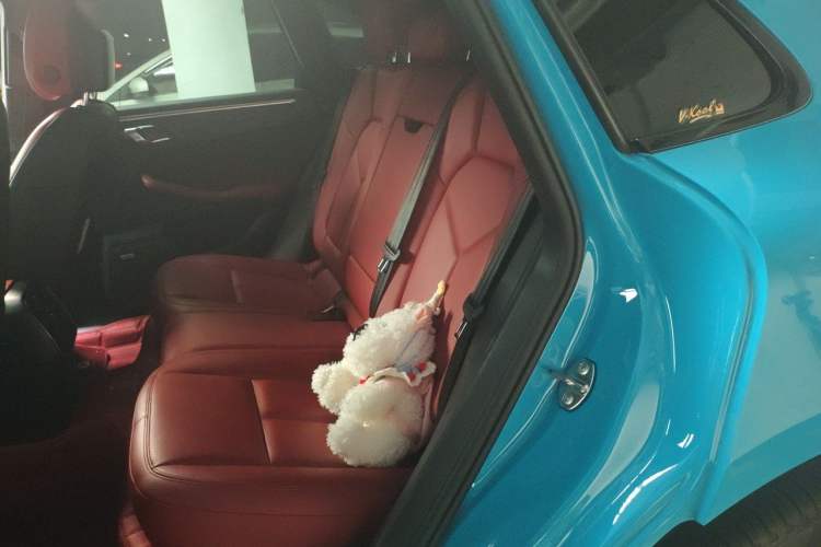 Used Porsche Macan 2020 Macan 2.0T Left Rear Seat