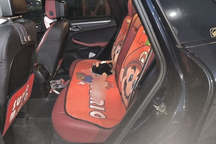 Used Porsche Macan 2020 Macan 2.0T Left Rear Seat