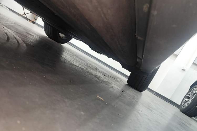 Used Porsche Macan 2020 Macan 2.0T Left Side Sill