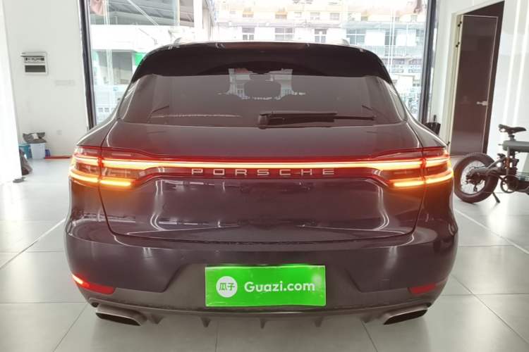 Used Porsche Macan 2020 Macan 2.0T Rear