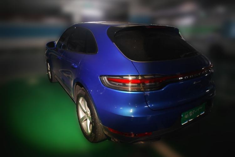 Used Porsche Macan 2020 Macan 2.0T Rear Left 45 Deg