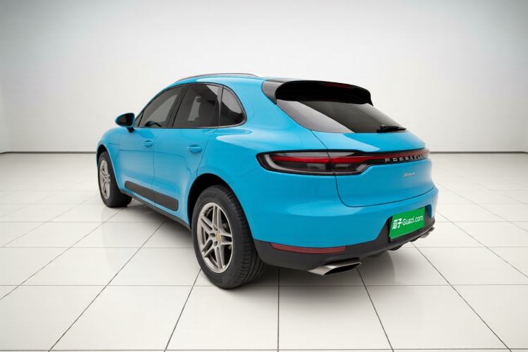 Used Porsche Macan 2020 Macan 2.0T Rear Left 45 Deg