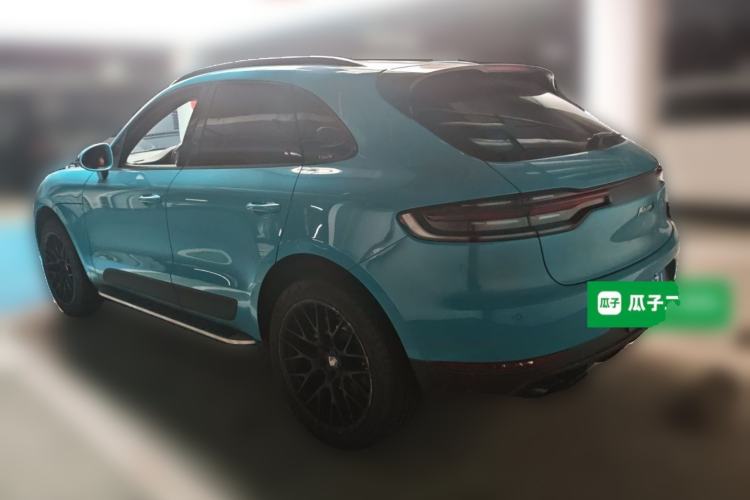 Used Porsche Macan 2020 Macan 2.0T Rear Left 45 Deg