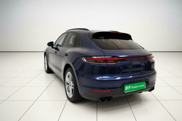 Used Porsche Macan 2020 Macan 2.0T Rear Left 45 Deg
