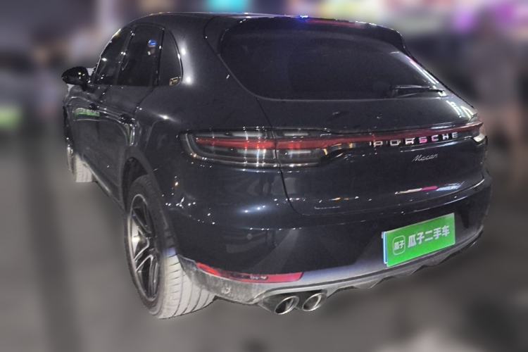 Used Porsche Macan 2020 Macan 2.0T Rear Left 45 Deg