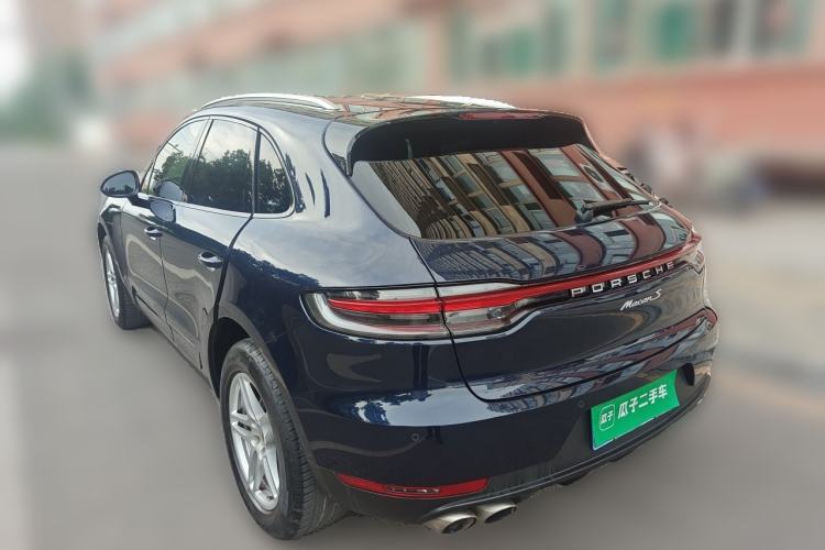 Used Porsche Macan 2020 Macan 2.0T Rear Left 45 Deg
