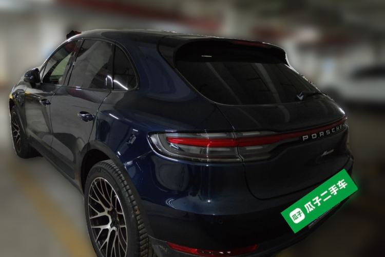 Used Porsche Macan 2020 Macan 2.0T Rear Left 45 Deg