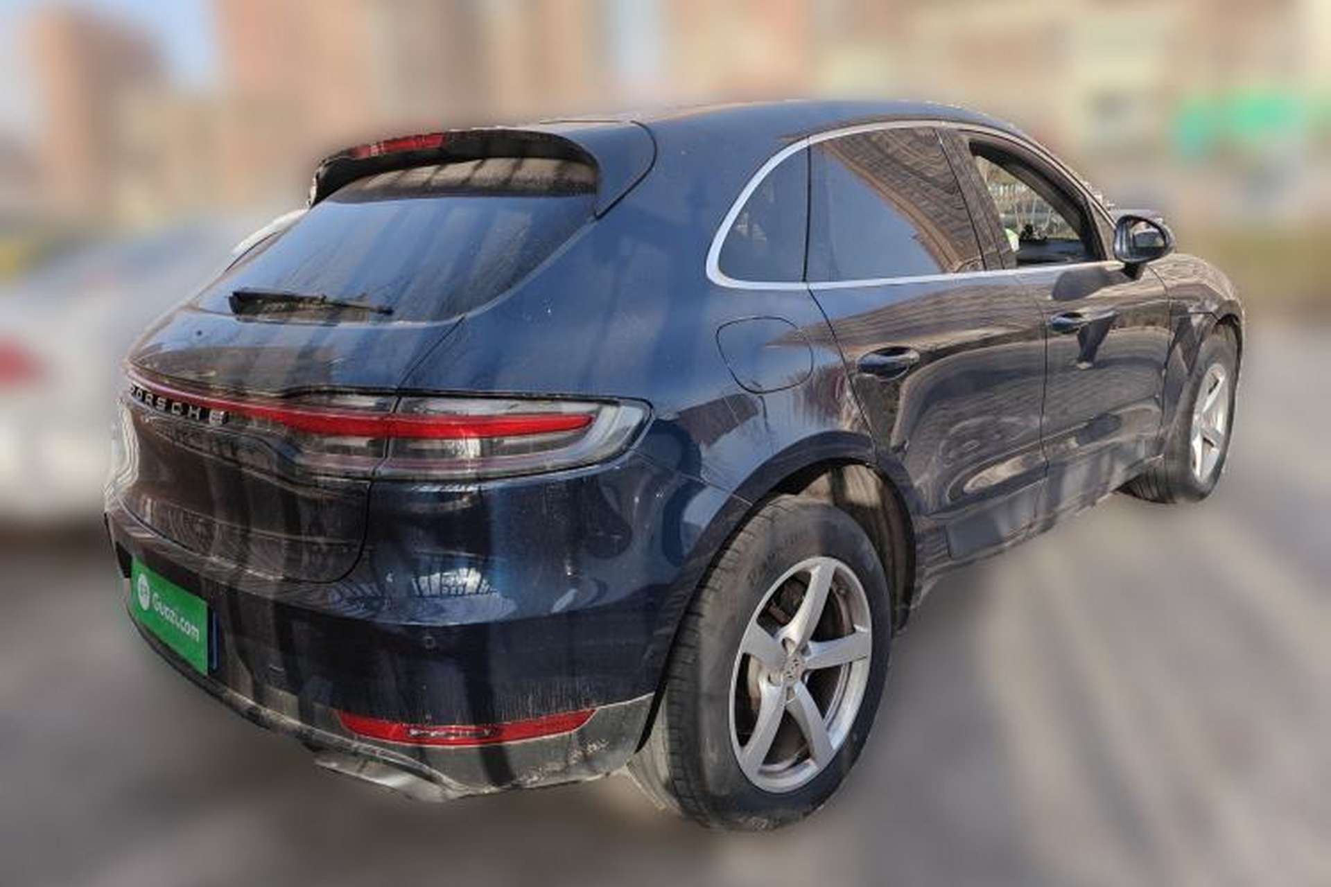 Used Porsche Macan 2020 Macan 2.0T Rear Right 45 Deg