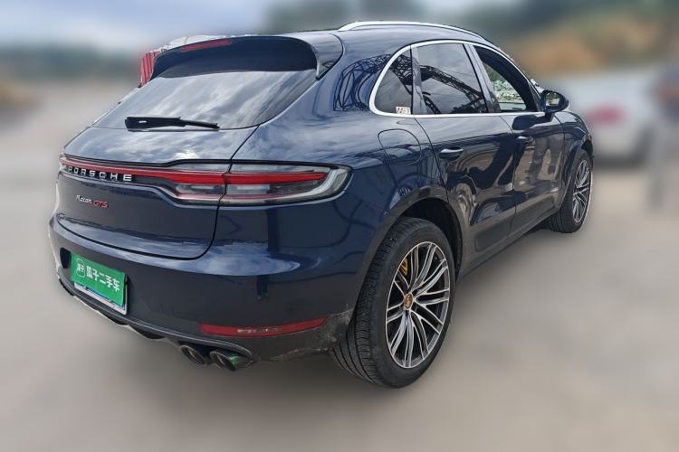 Used Porsche Macan 2020 Macan 2.0T Rear Right 45 Deg