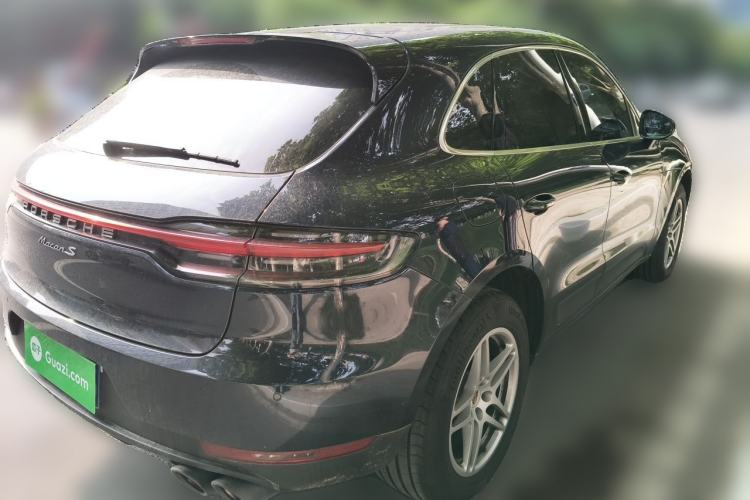 Used Porsche Macan 2020 Macan 2.0T Rear Right 45 Deg