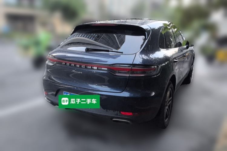 Used Porsche Macan 2020 Macan 2.0T Rear Right 45 Deg