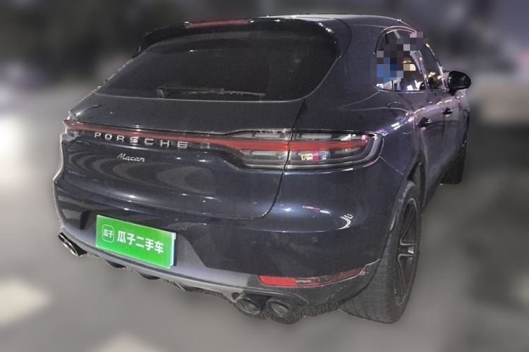 Used Porsche Macan 2020 Macan 2.0T Rear Right 45 Deg