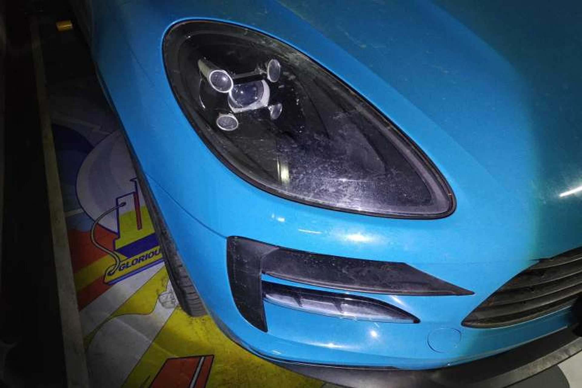 Used Porsche Macan 2020 Macan 2.0T Right Front Headlight