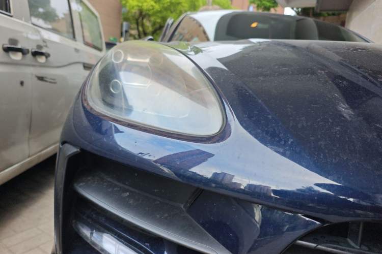 Used Porsche Macan 2020 Macan 2.0T Right Front Headlight