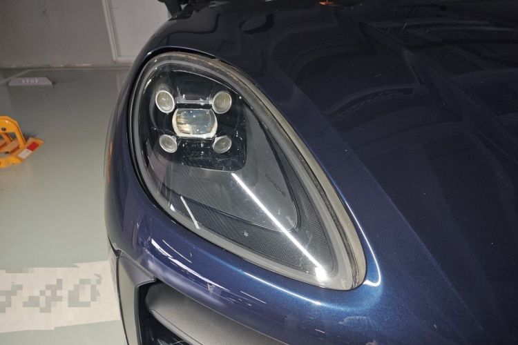 Used Porsche Macan 2020 Macan 2.0T Right Front Headlight