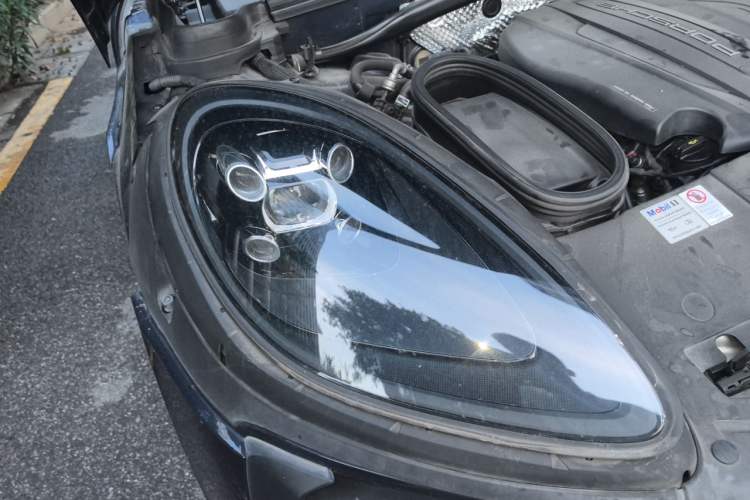 Used Porsche Macan 2020 Macan 2.0T Right Front Headlight