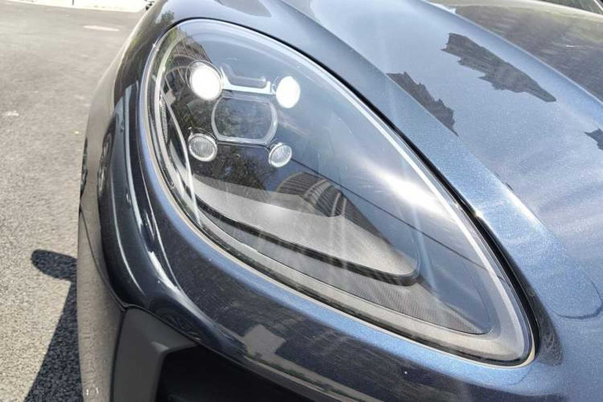 Used Porsche Macan 2020 Macan 2.0T Right Front Headlight