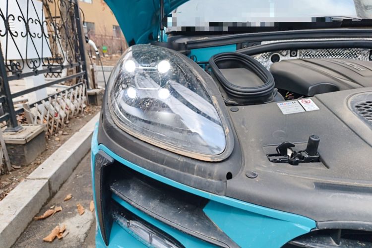 Used Porsche Macan 2020 Macan 2.0T Right Front Headlight