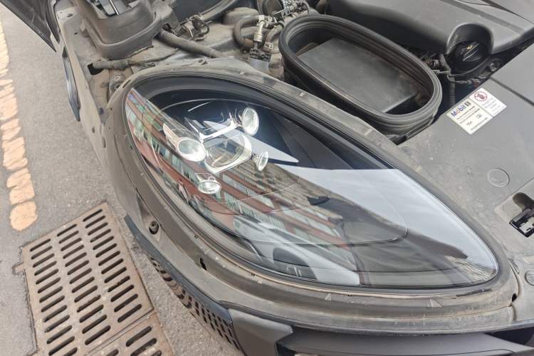 Used Porsche Macan 2020 Macan 2.0T Right Front Headlight