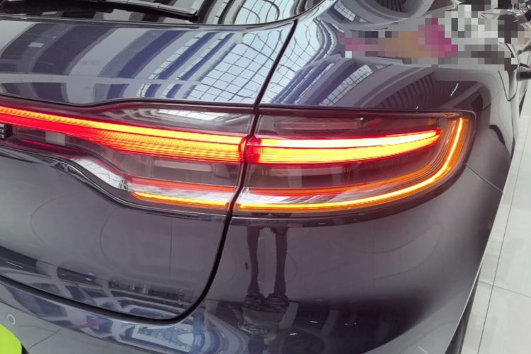 Used Porsche Macan 2020 Macan 2.0T Right Rear Taillight