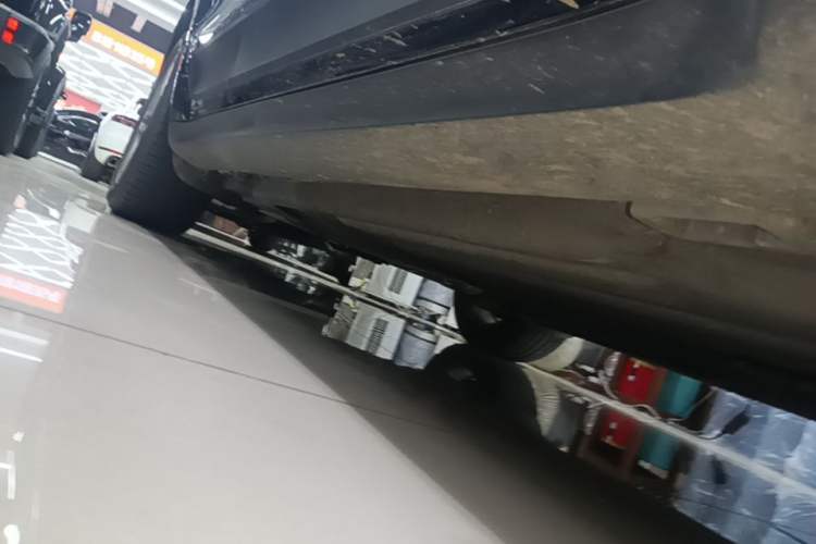 Used Porsche Macan 2020 Macan 2.0T Right Side Sill
