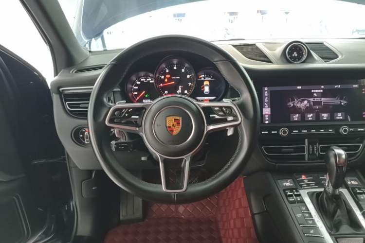 Used Porsche Macan 2020 Macan 2.0T Steering Wheel