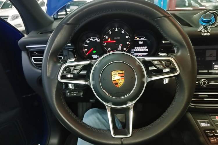 Used Porsche Macan 2020 Macan 2.0T Steering Wheel
