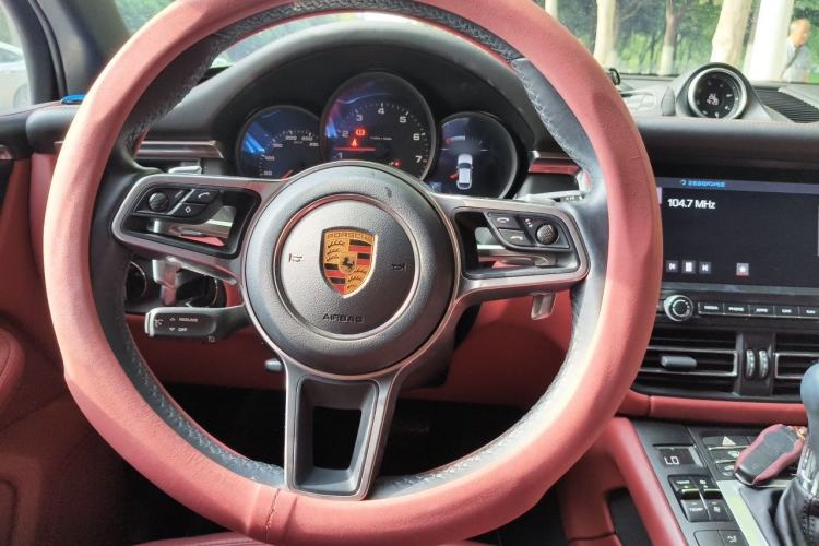 Used Porsche Macan 2020 Macan 2.0T Steering Wheel