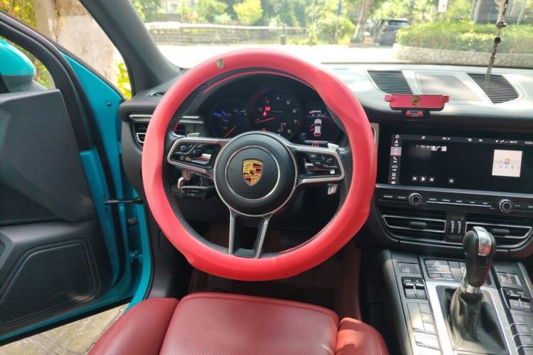 Used Porsche Macan 2020 Macan 2.0T Steering Wheel