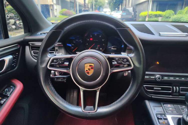 Used Porsche Macan 2020 Macan 2.0T Steering Wheel