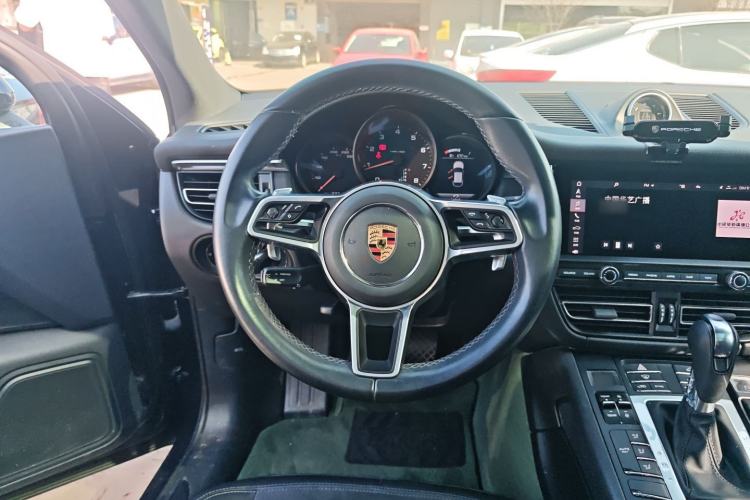 Used Porsche Macan 2020 Macan 2.0T Steering Wheel