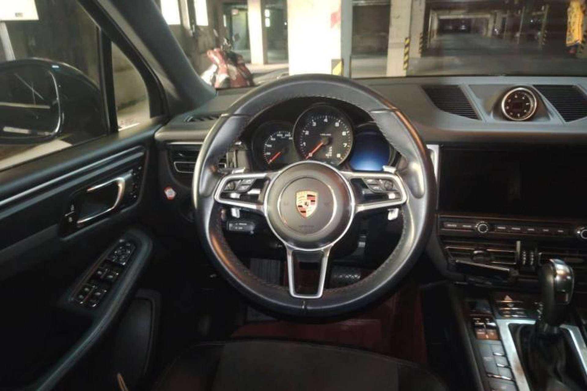 Used Porsche Macan 2020 Macan 2.0T Steering Wheel
