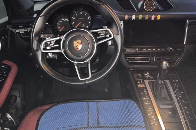Used Porsche Macan 2020 Macan 2.0T Steering Wheel
